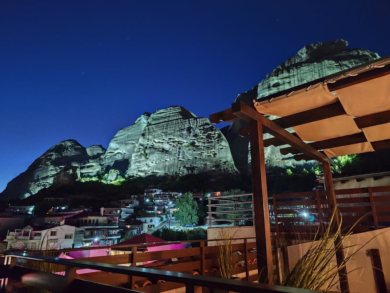 Meteora Gold and Glass loft with amazing view 2